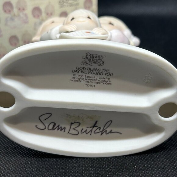 Precious Moments "God Bless The Day We Found You" figurine (boy) Signed by Sam - Picture 5 of 5
